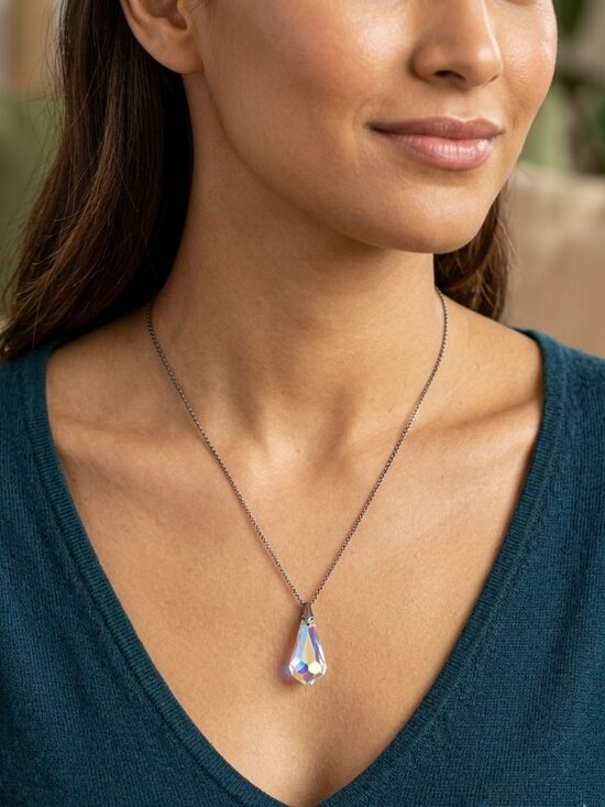 Fashion Jewelry Jewelry - 💎💎Stunning Vintage Sparkling Teardrop Aurora Crystal Pendant Necklace💎💎